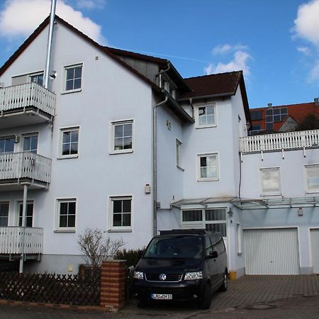 Ferienwohnung Mit 4 Schlafzimmer Fuer 2 Bis 9 Gaeste----Apartment With 4 Bedrooms For 2 To 9 Guests Нюрнберг Екстер'єр фото